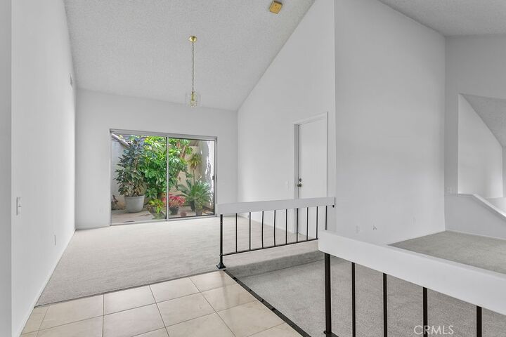 Property Photo:  1 Autumn Oak  CA 92604 