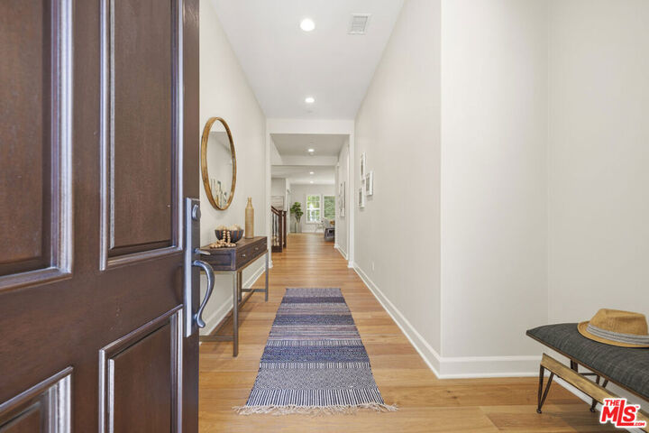 Property Photo:  14604 McCormick Street  CA 91411 