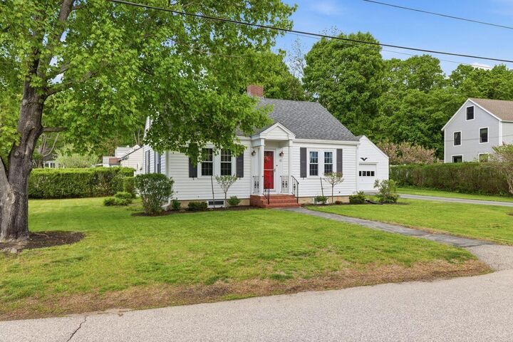 Property Photo:  12 Sewall Road  ME 03908 
