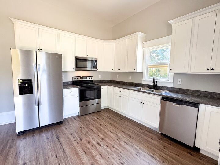 Property Photo: 203 College St TN 37148