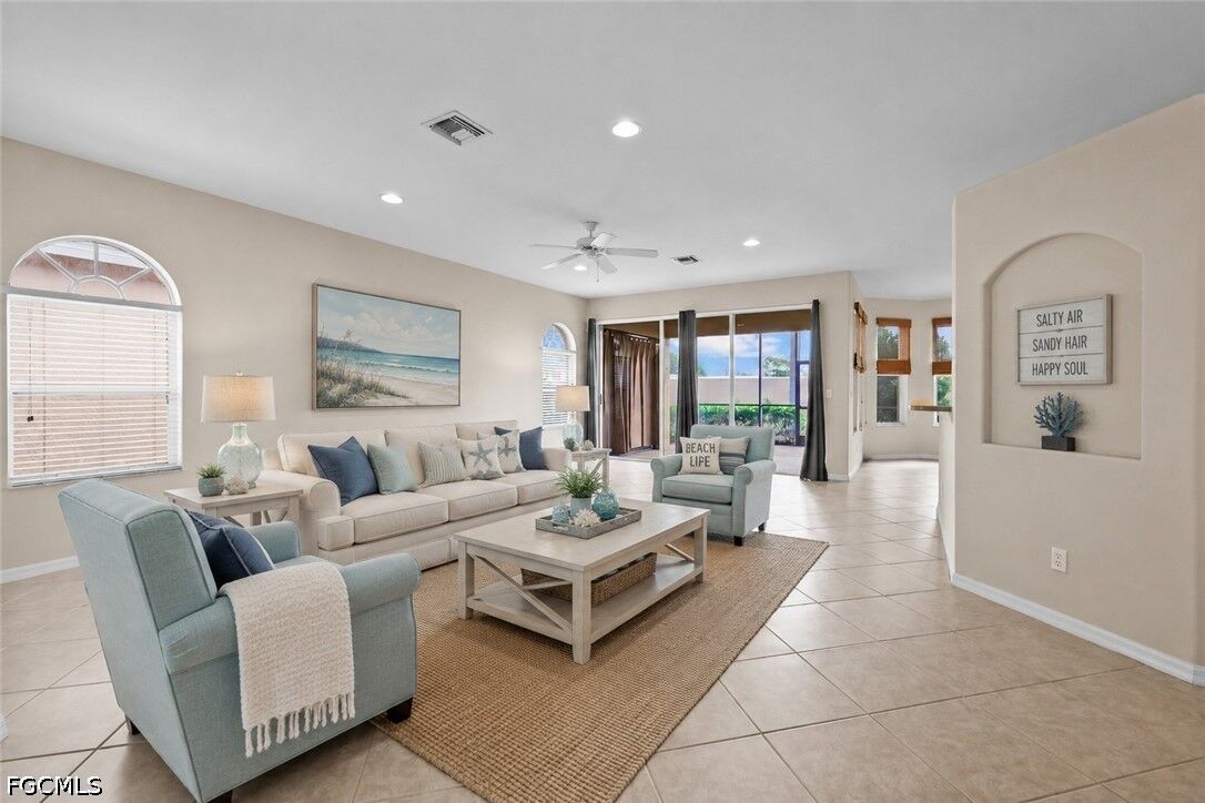 Property Photo: 13988 Village Creek Drive FL 33908