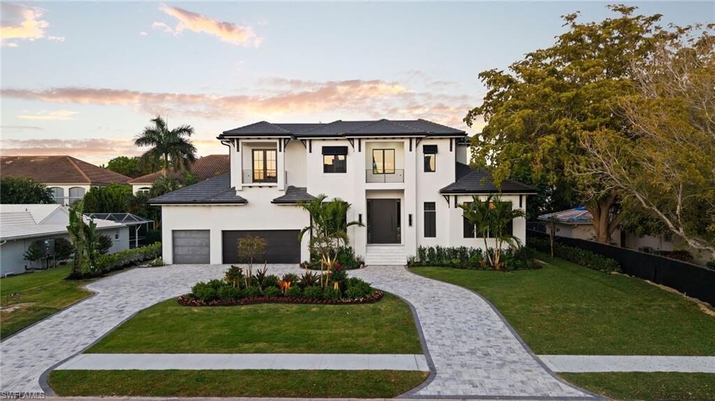 Property Photo:  3840 Crayton Rd  FL 34103 