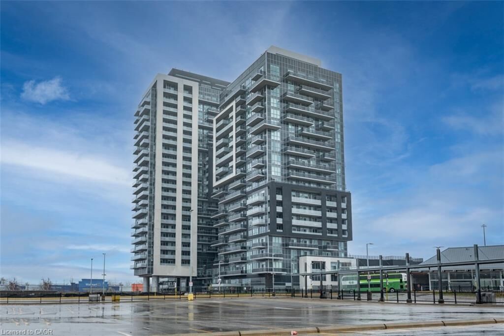 Property Photo:  2093 Fairview Street 1405  ON L7R 0E6 