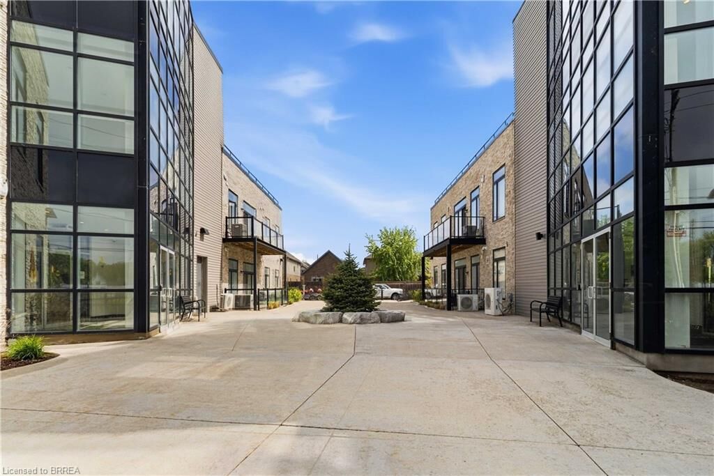 Property Photo:  85 Morrell Street 227B  ON N3T 4J6 