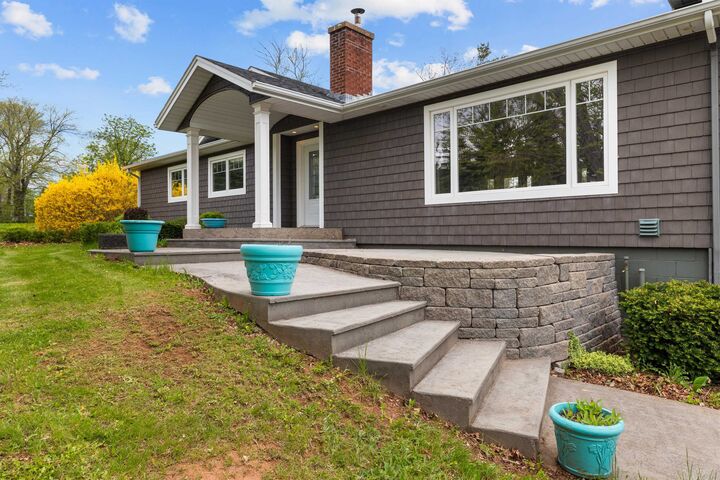 Property Photo:  79 Keppoch Road  PE C1B 1M1 