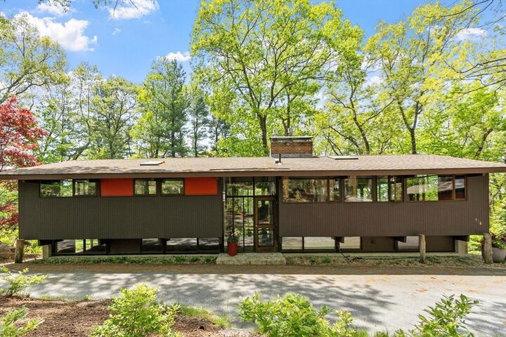 Property Photo:  518 Annursnac Hill Rd  MA 01742 