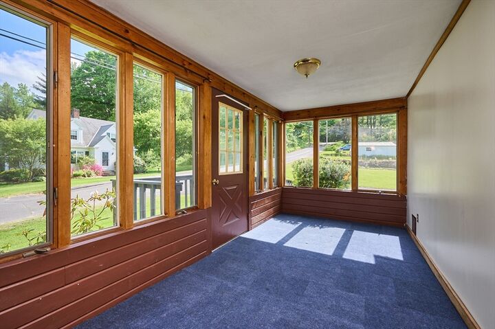 Property Photo:  4 Petticoat Hill Rd  MA 01096 