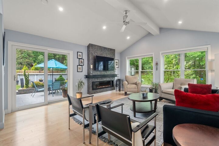 Property Photo: 16 Maybury Rd MA 01754