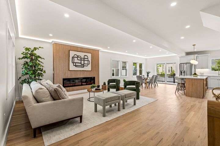 Property Photo:  33 Blaine St  MA 02148 