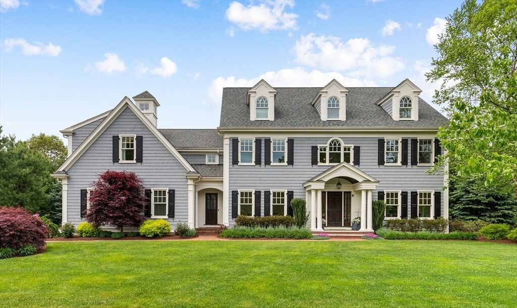 Property Photo:  10 Victory Garden Way  MA 02420 