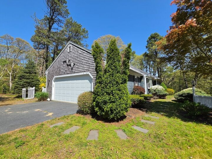 Property Photo:  85 Collingwood Drive  MA 02675 