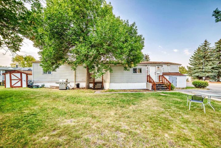 17 Burroughs Place NE — photo 1