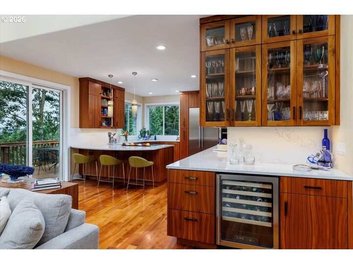 Property Photo: 2337 Taylor Dr OR 97068
