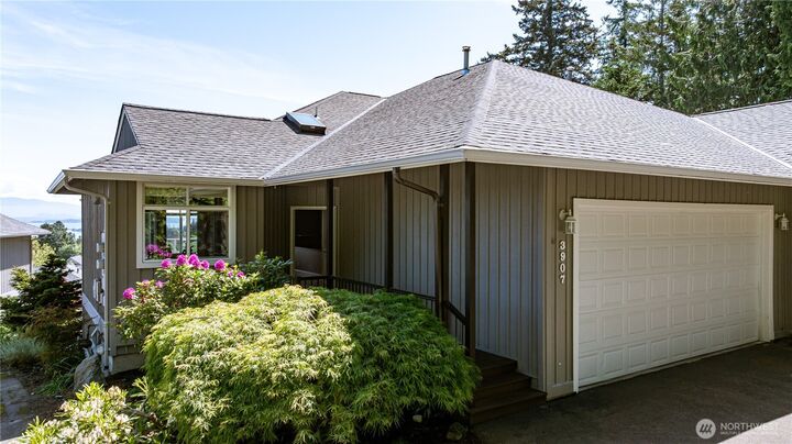 Property Photo: 3907 Ridge Top Drive WA 98221
