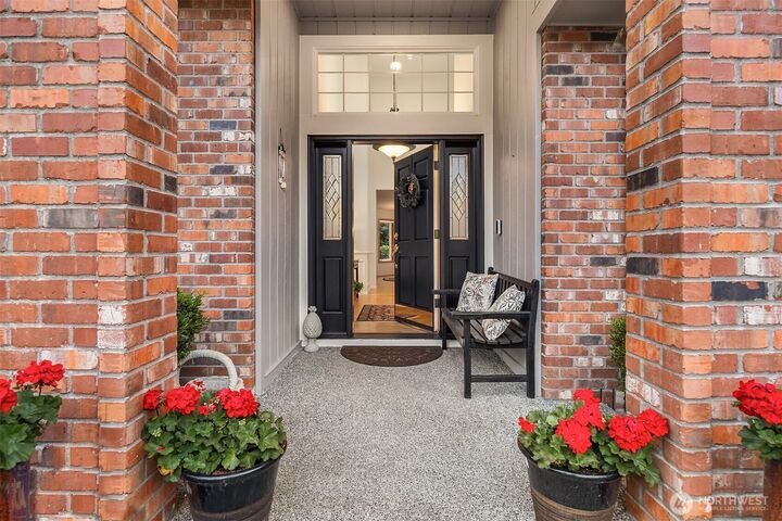 Property Photo: 12812 60th Avenue W WA 98275