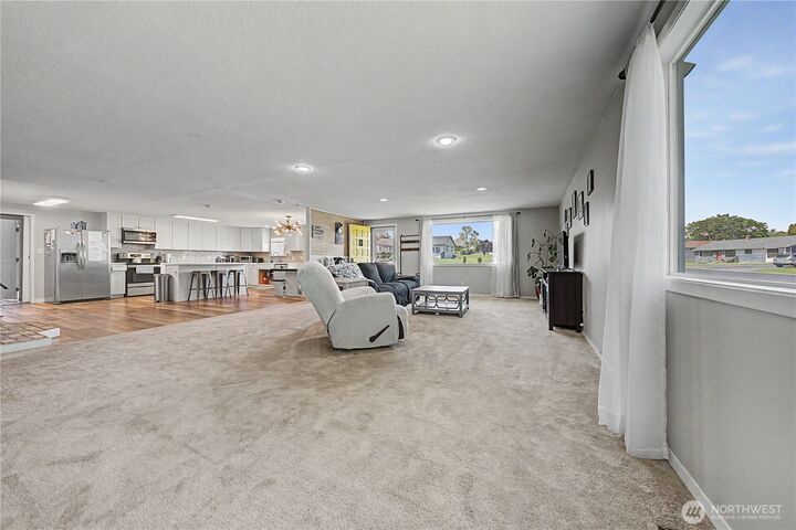 Property Photo:  337 N Clark Road  WA 98837 