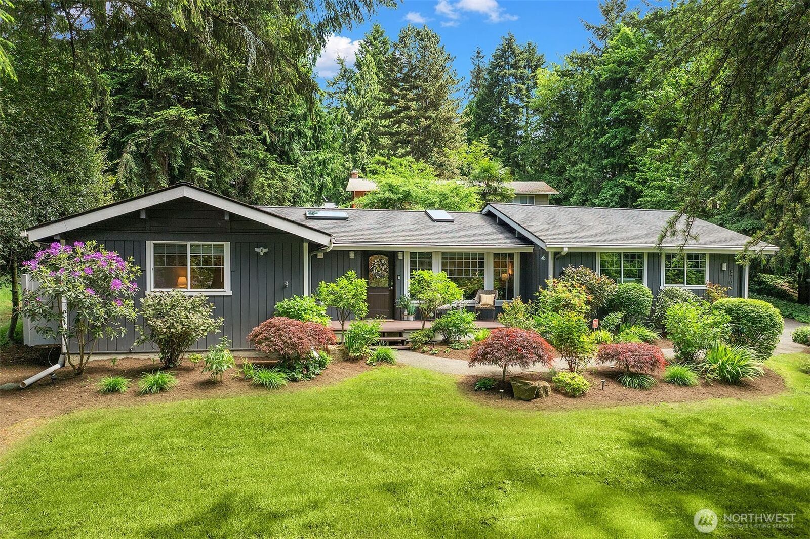 Property Photo: 8704 171st Avenue NE WA 98052