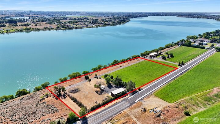 Property Photo:  3738  Westshore Drive NE  WA 98837 