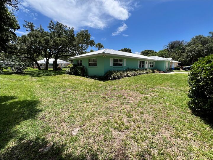 Property Photo: 1646 71st Court FL 32966