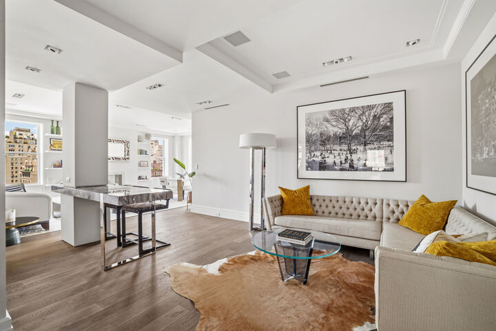 Property Photo:  784 Park Avenue 14C  NY 10021 
