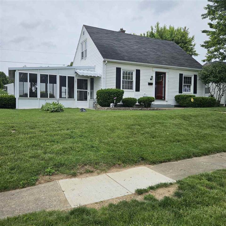 Property Photo:  206 Cartwright Drive  IN 47374 