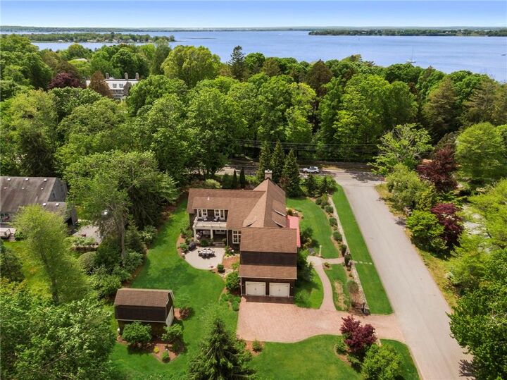 Property Photo:  104 Ferry Road  RI 02809 