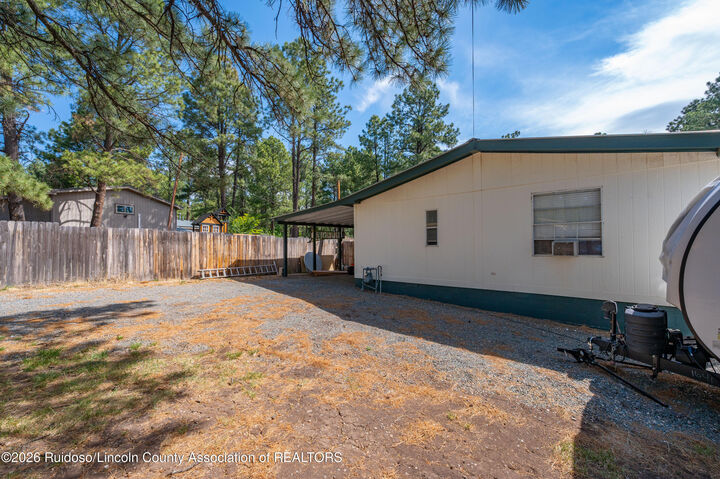 Property Photo:  708 White Mountain Drive  NM 88345 