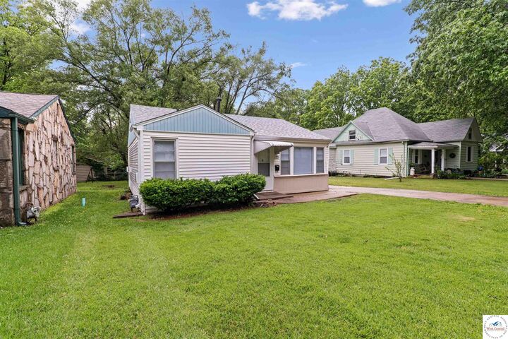 Property Photo: 1844 S Beacon MO 65301