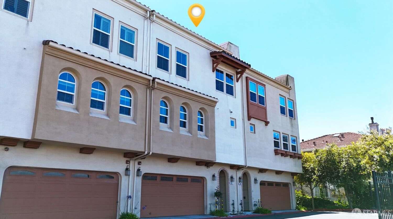 Property Photo:  997 Ocean View Avenue  CA 94014 