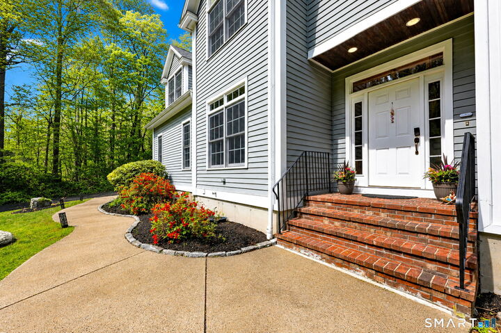 Property Photo:  125 Peck Hill Road  CT 06525 