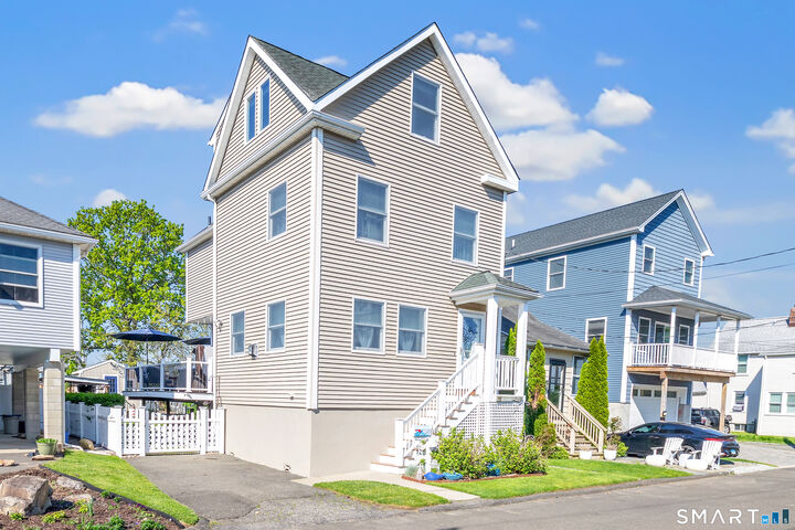 Property Photo:  18 Blair Street  CT 06460 