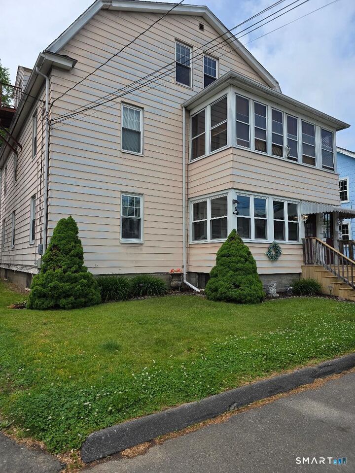 Property Photo:  103 Windsor Street  CT 06082 