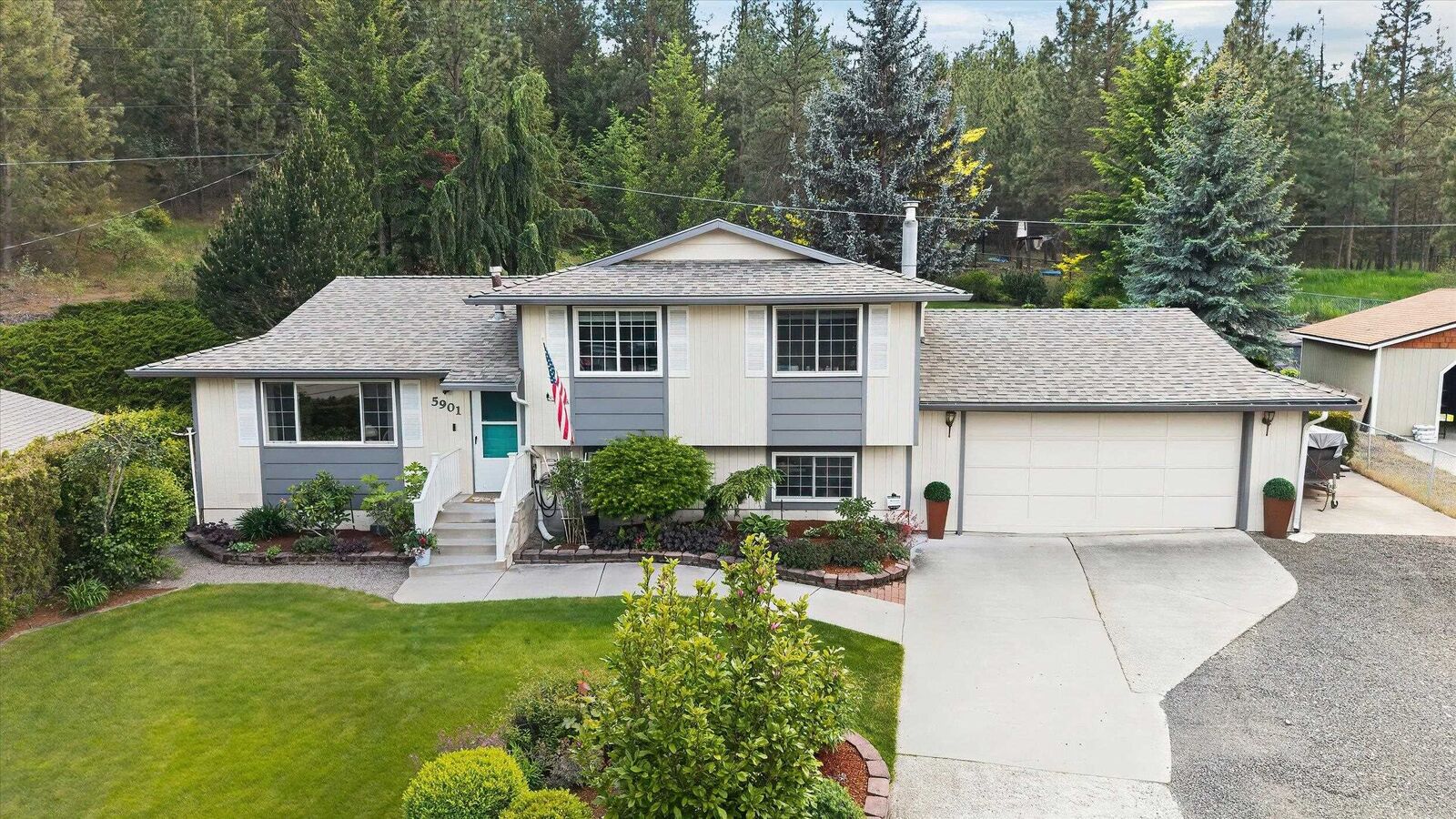 Property Photo:  5903 N Hartley St  WA 99208 