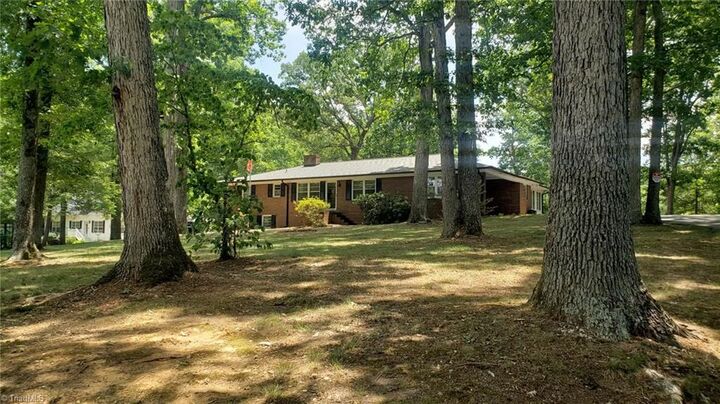 Property Photo: 7950 E Holly Grove Road NC 27360