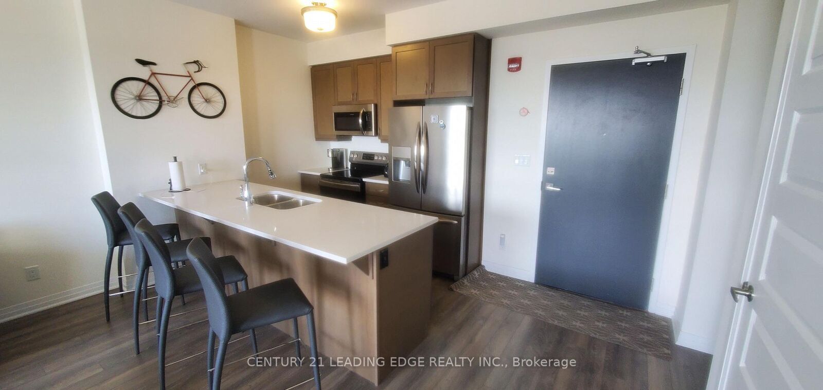 Property Photo:  2 Adam Sellers Street 609  ON L6B 1P2 