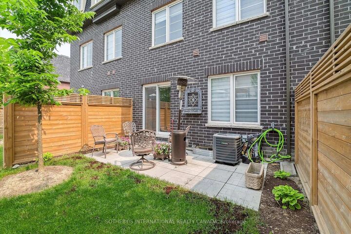 12 Deep River Lane S — photo 1