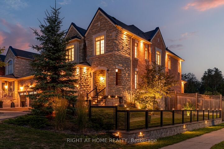 Property Photo:  12 Labriola Court  ON L1R 0N1 