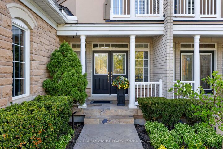 Property Photo: 463 Crossing Bridge Place ON L4G 7N1