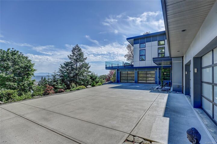 Property Photo: 3450 Dolphin Dr BC V9P 9H6