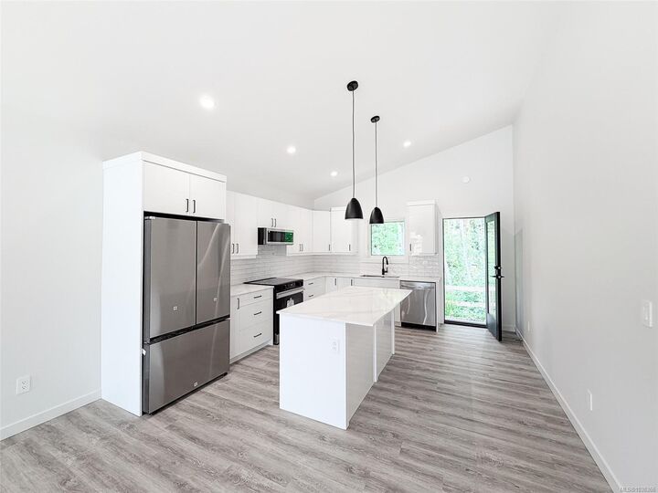 Photo de la propriété:  3025 Royston Rd #32  BC V0R 1S0 