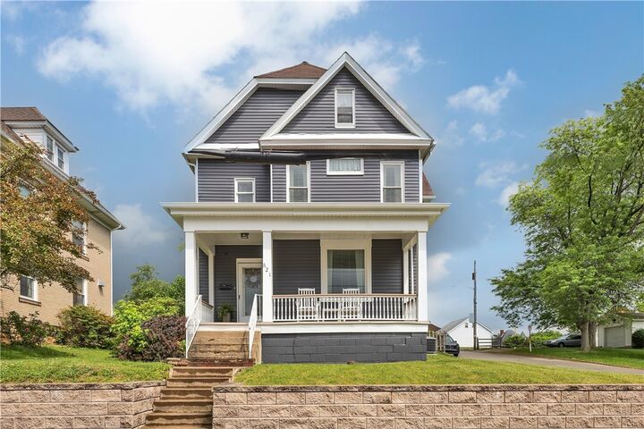 Property Photo: 621 Cedar St PA 15642