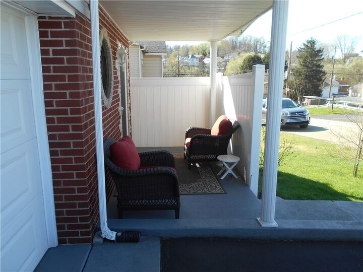 Property Photo: 408 Center St PA 15486