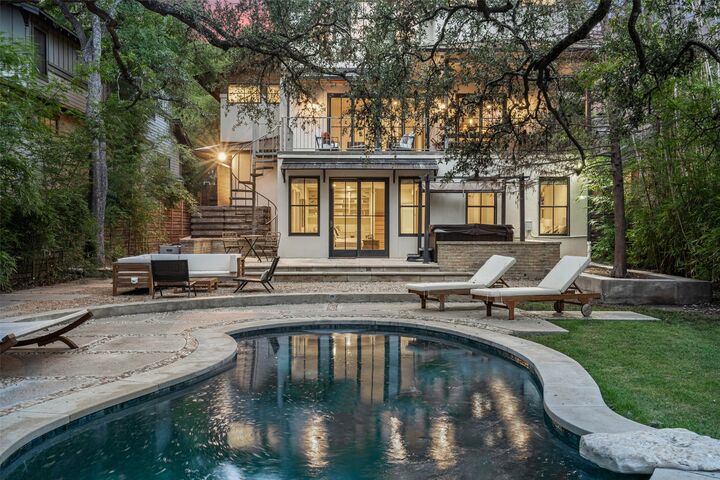 Property Photo: 1907 McCall Road TX 78703