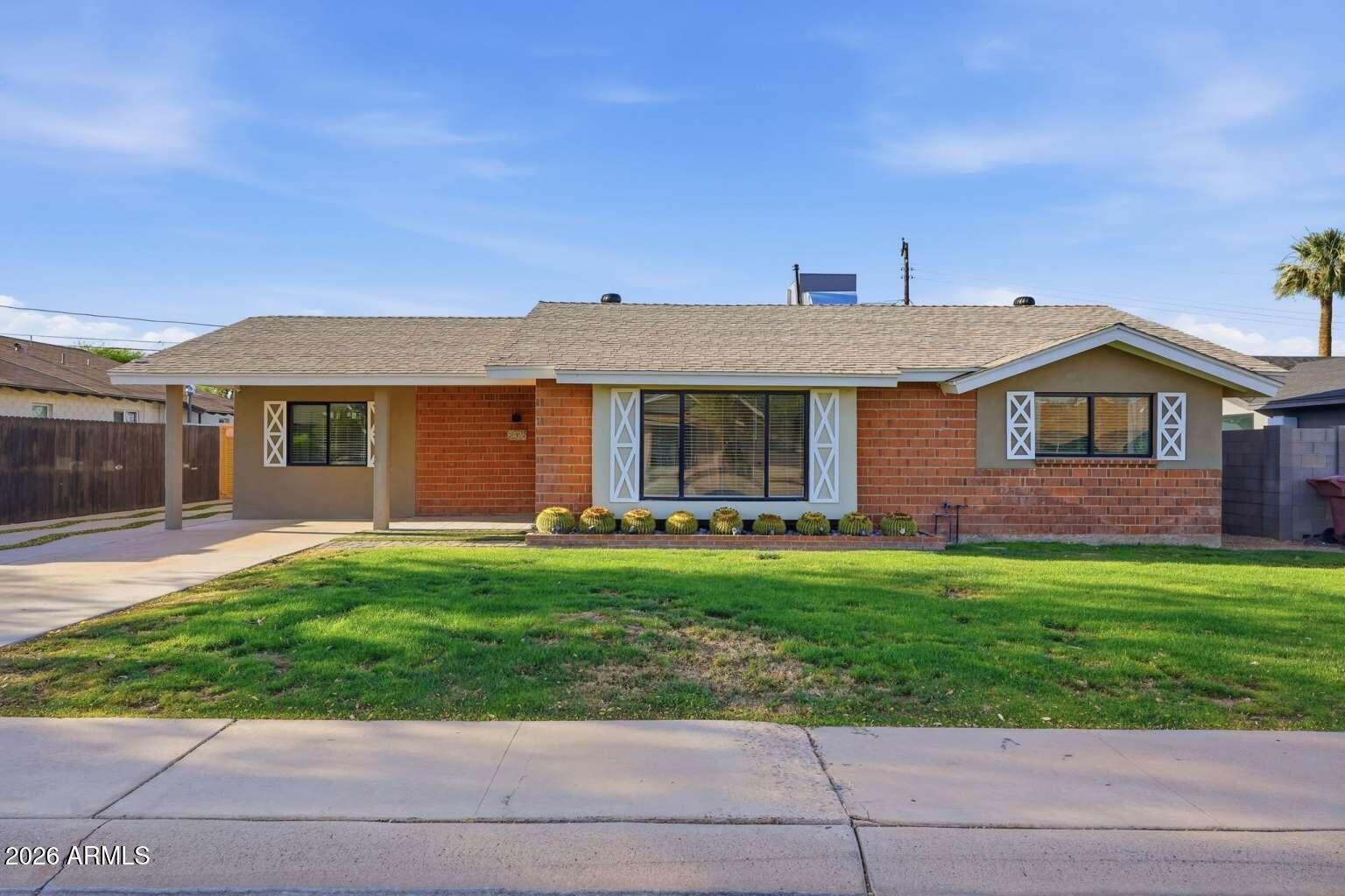 Property Photo: 8426 E Sheridan Street AZ 85257