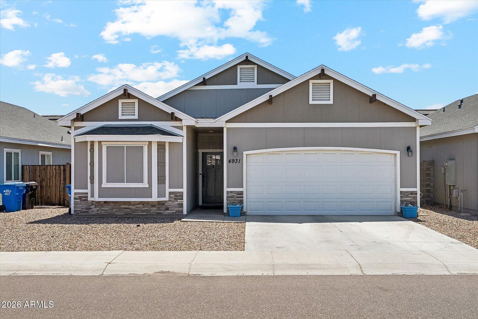 Property Photo:  4931 S 11th Place  AZ 85040 