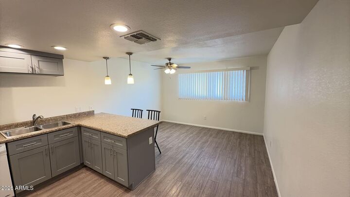 Property Photo: 4418 N 53rd Lane 3 AZ 85031