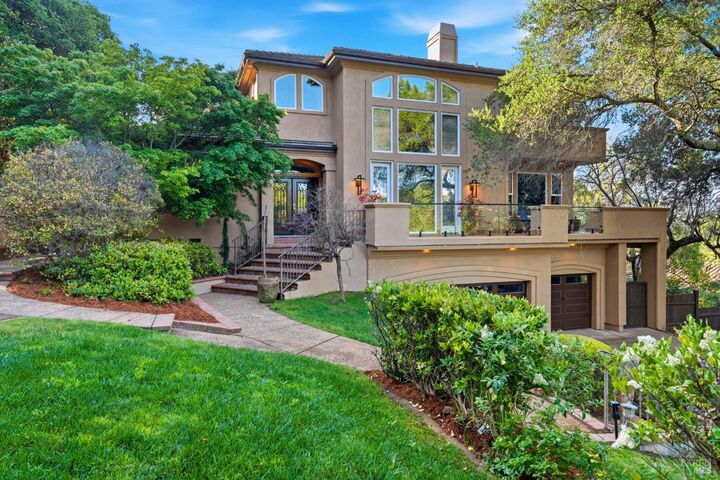 Property Photo:  950 Appleridge Place  CA 94534 