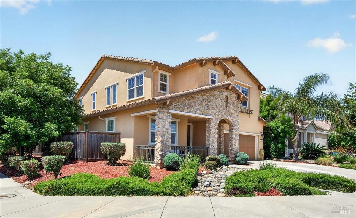 Property Photo:  578 Burgundy Street  CA 95687 