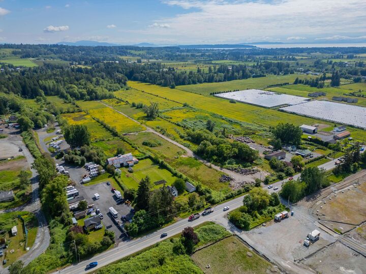Property Photo: 18952 16th Avenue BC V3S 9V2