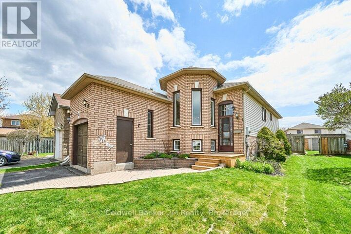 Property Photo:  21 Birmingham Avenue  ON L1C 4Z6 